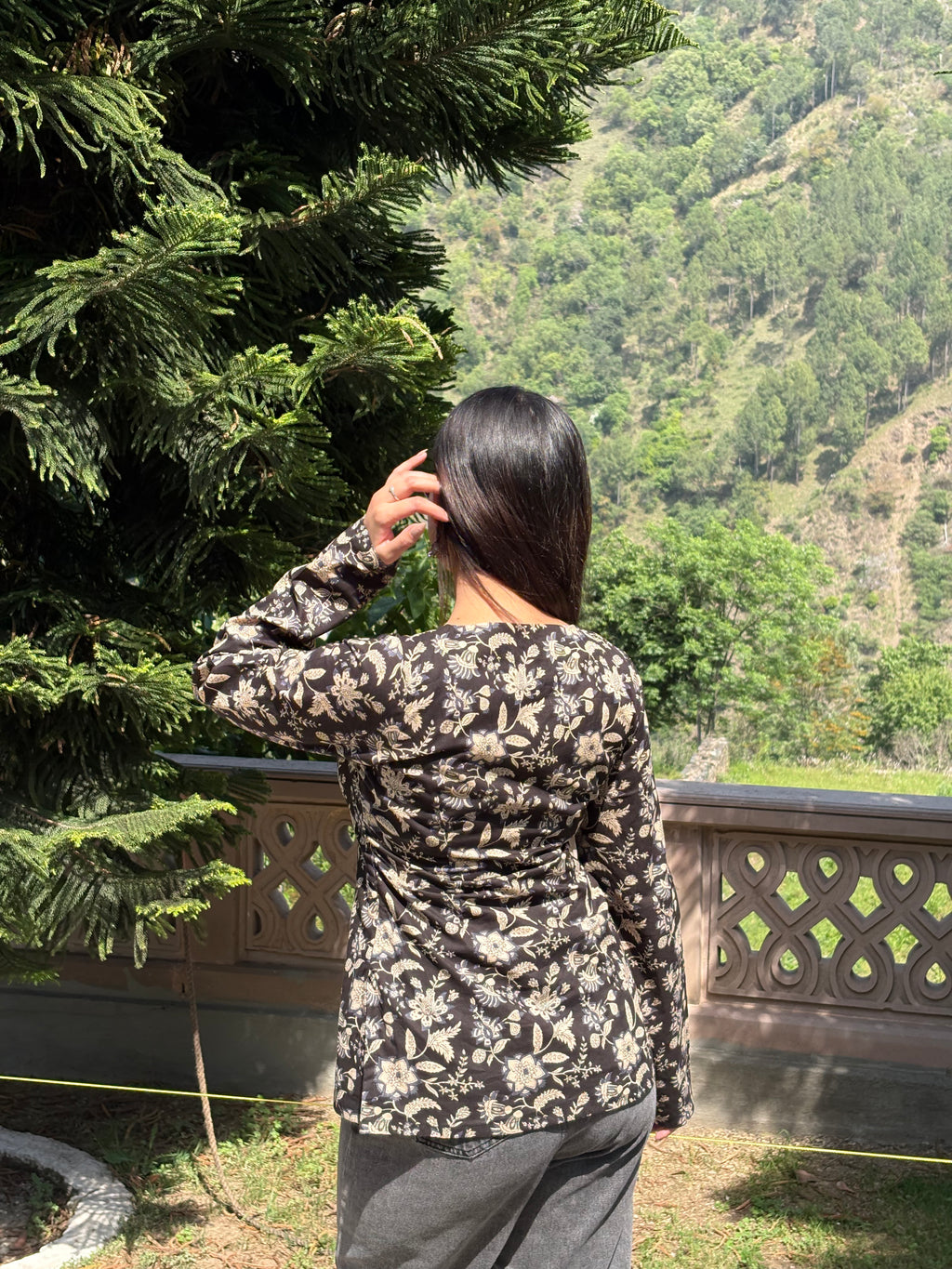 Saanjh Sleeved Kurti
